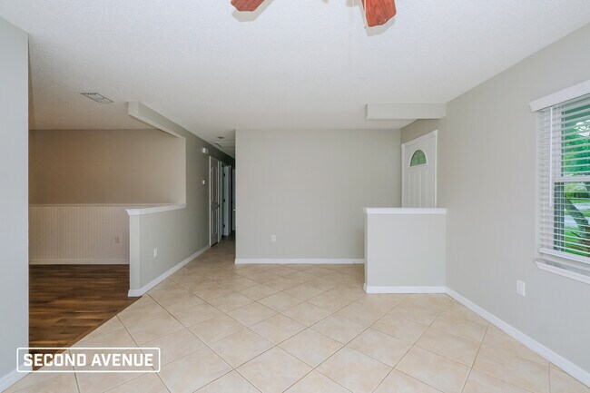 Foto del edificio - 412 El Dorado St