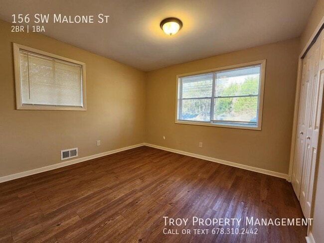 Building Photo - 156 SW Malone St