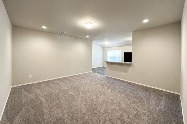 Foto del edificio - Gorgeous, Newly-Built 3 Bed 2 Bath Home in...