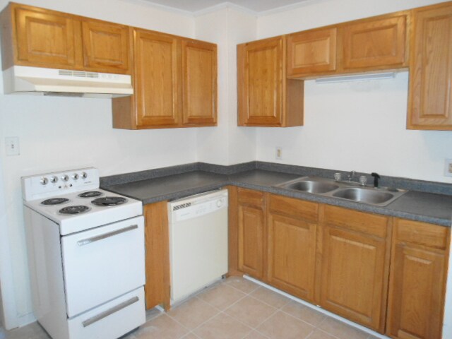 Foto del edificio - 3232 Brookwood Ct