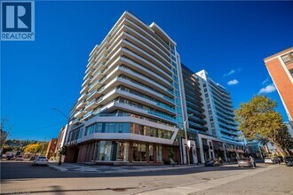 Building Photo - 212 King William St