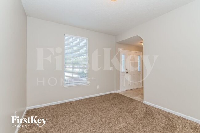 Foto del edificio - 1631 Canopy Oaks Dr