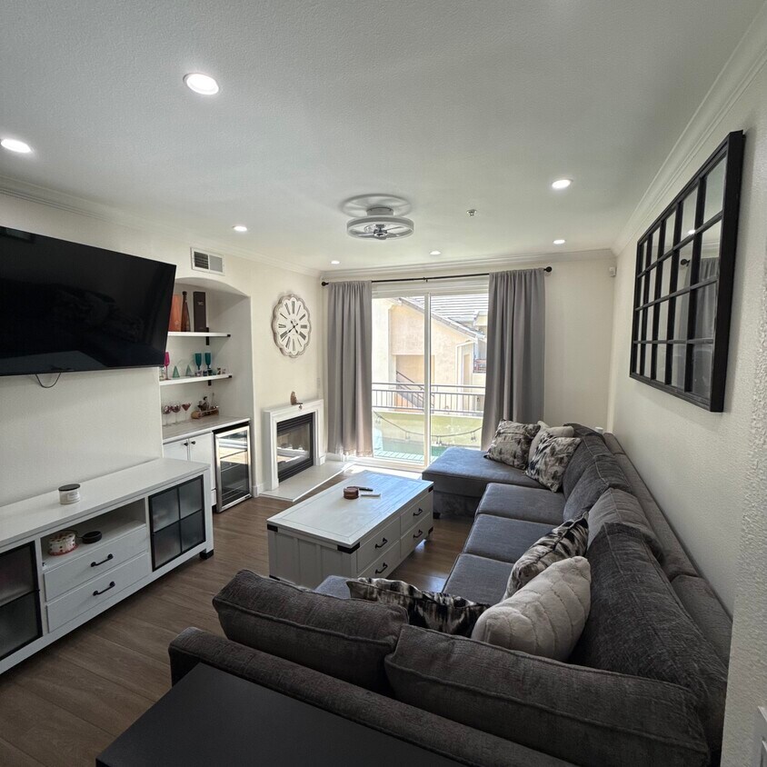 Foto principal - 1360 Shady Ln