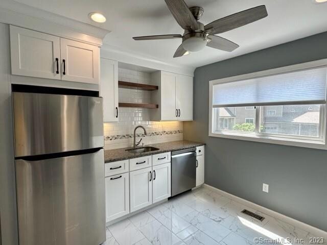 Foto del edificio - 14 Meeting House Ln