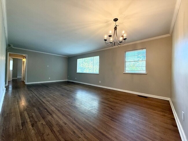 Building Photo - 6604 Granada Dr
