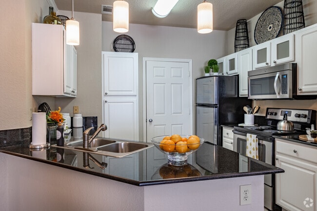 Interior Photo - Renaissance Uptown Tulsa