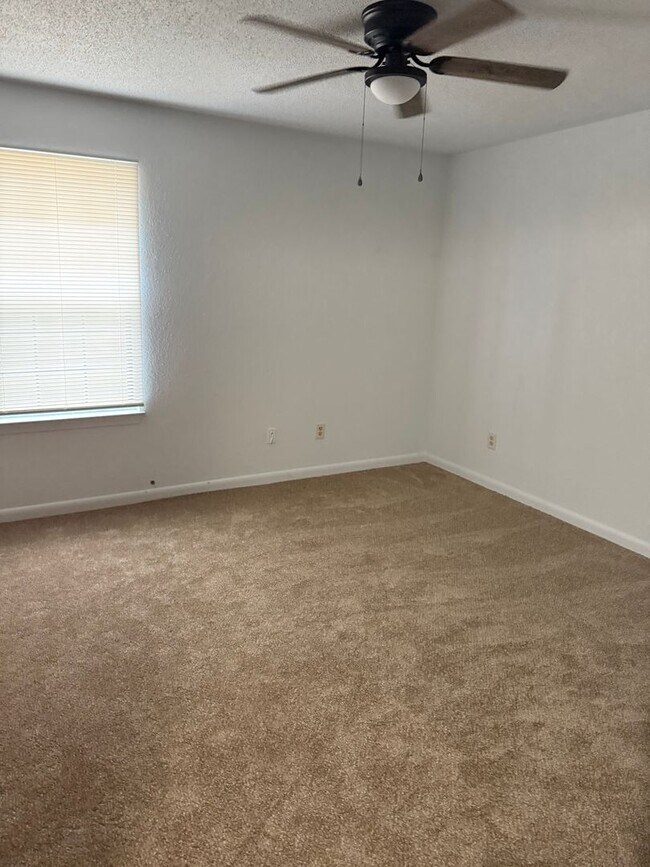 Foto del edificio - BV-Lincoln Drive