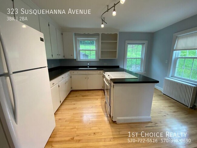 Foto del edificio - 323 Susquehanna Ave