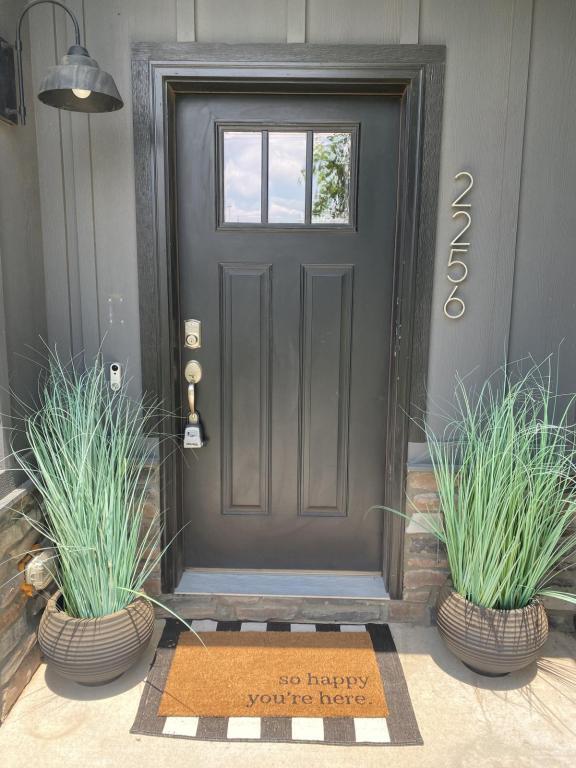 Foto principal - 2256 W Moore Ln