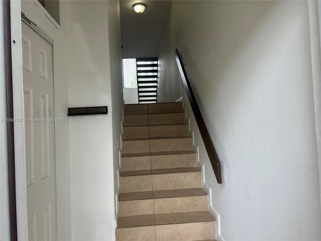 Building Photo - 10060 NW 9th St Cir