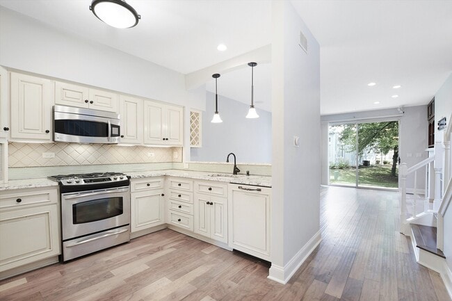 Building Photo - 169 Sierra Pass Dr