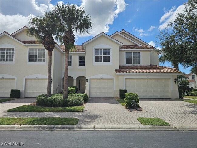 Foto del edificio - 763 Hampton Cir