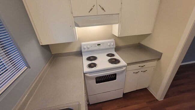 Interior Photo - Lake Village and Lakewood Apartments