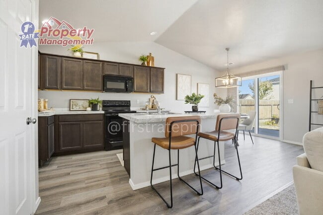 Building Photo - 12794 Conner St