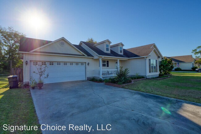 Building Photo - 3 br, 2 bath House - 16 Jacob's Walk