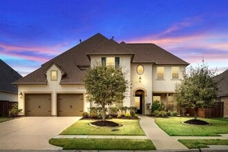 Building Photo - 9814 Carver Dr