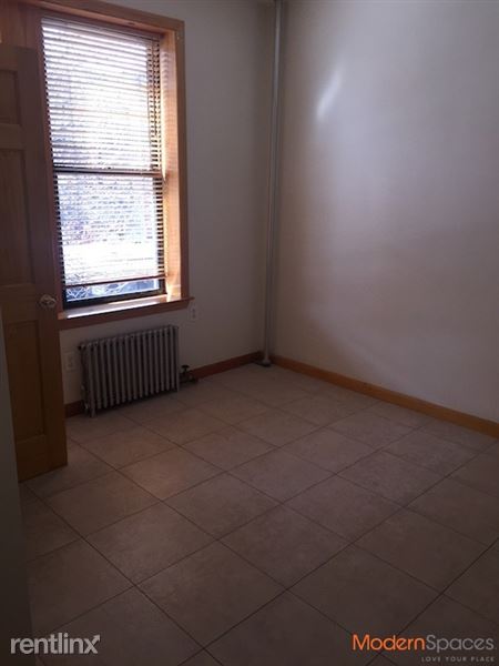 Building Photo - 3015 37th St