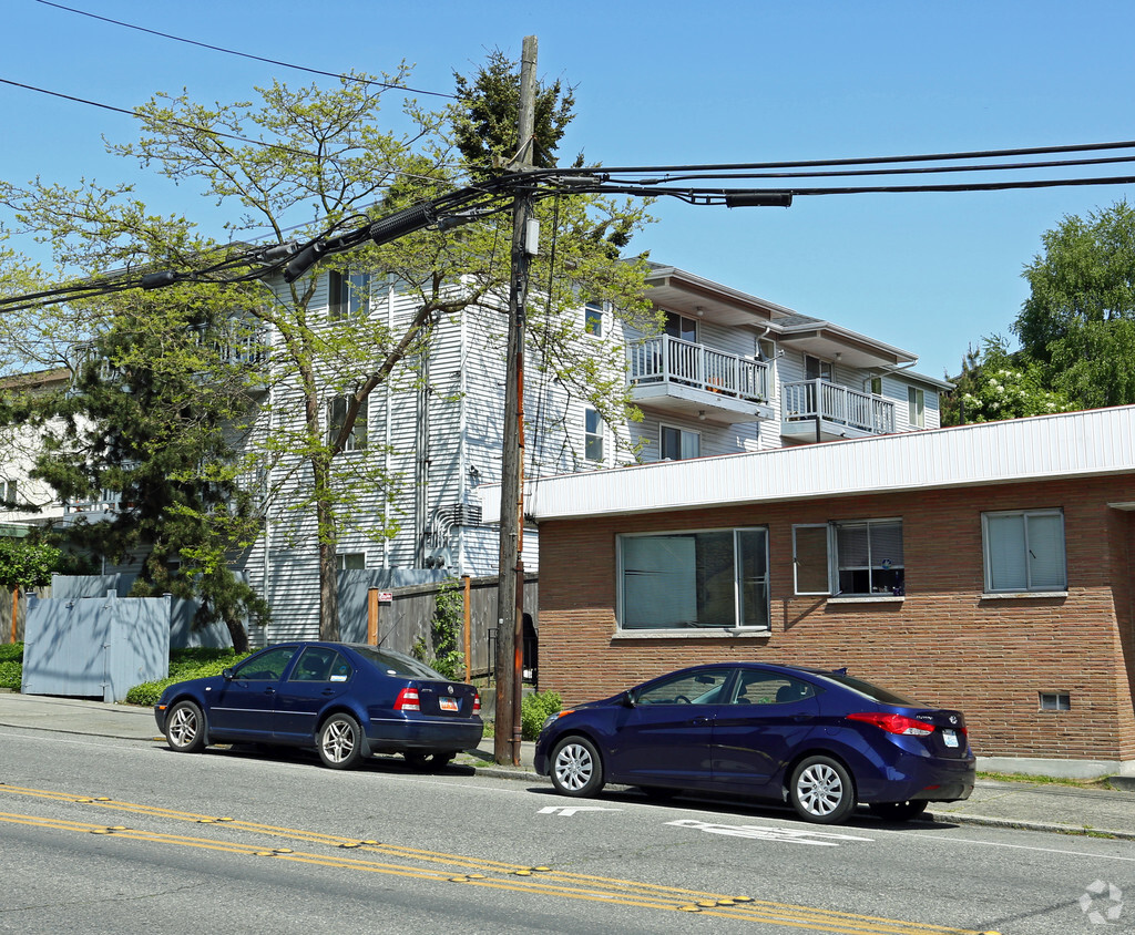 Building Photo - 6408 20th Ave NW
