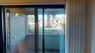 Interior Photo - Crown Pointe