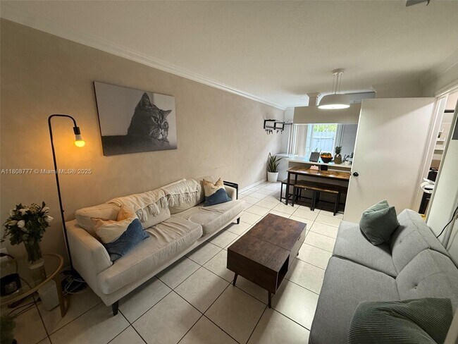 Foto del edificio - 980 NW 78th Ave
