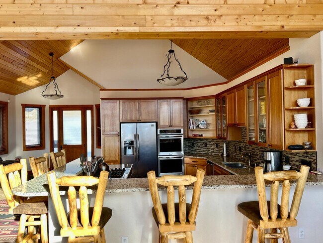 Foto del edificio - 33 Timberline Dr