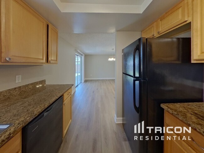 Foto del edificio - 816 Granite Rd