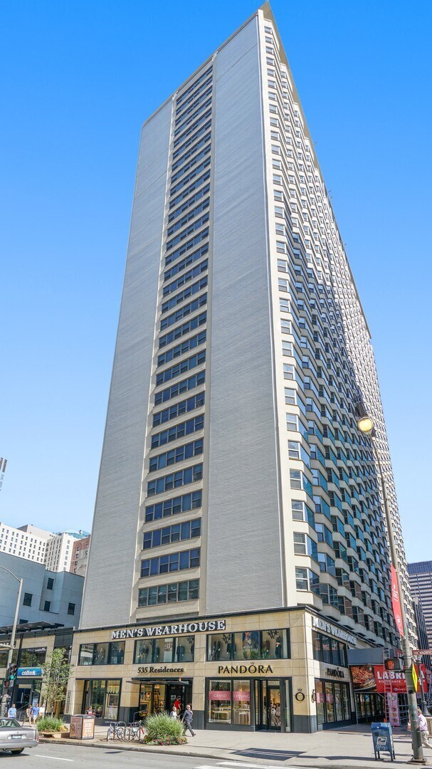 Foto del edificio - 535 N Michigan Ave