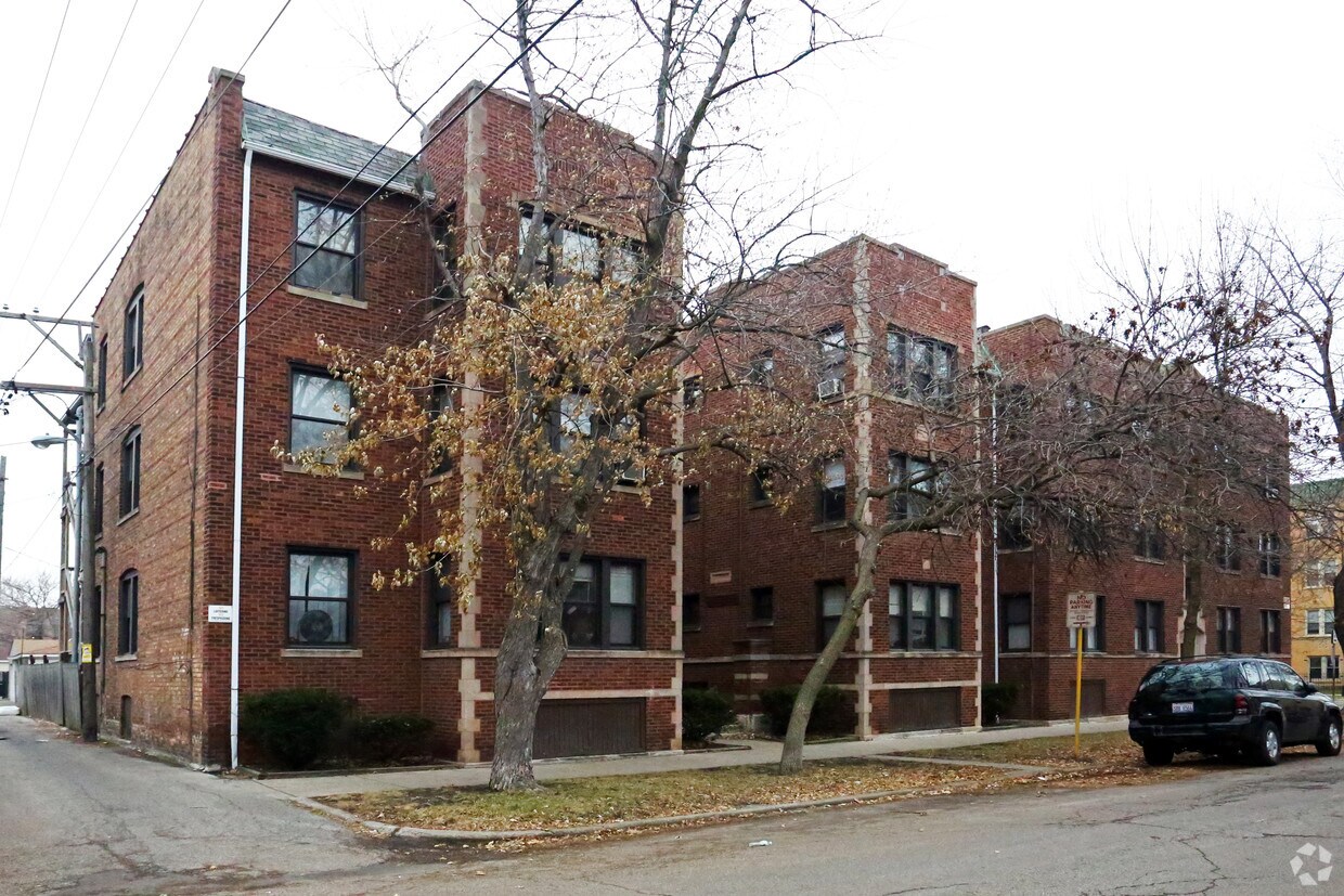 Building Photo - 4439 N Central Park Ave