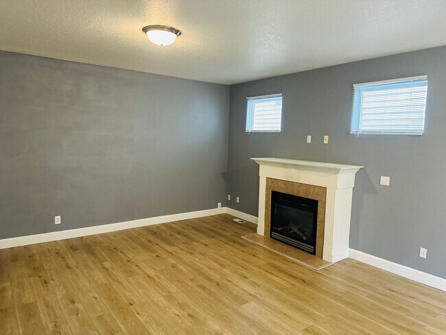 Foto del edificio - Charming Home in Terrific Central Location