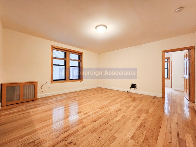 Foto del edificio - 280 Fort Washington Ave