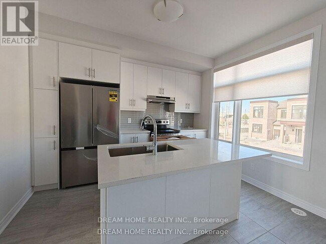 Photo du bâtiment - 64 Johann Dr