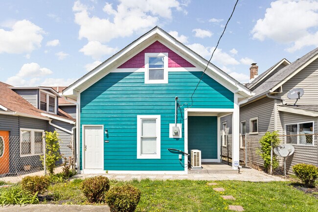 Building Photo - 365 E Morris