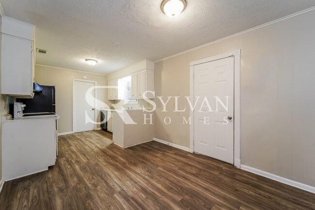 Building Photo - Life Just Got Better!