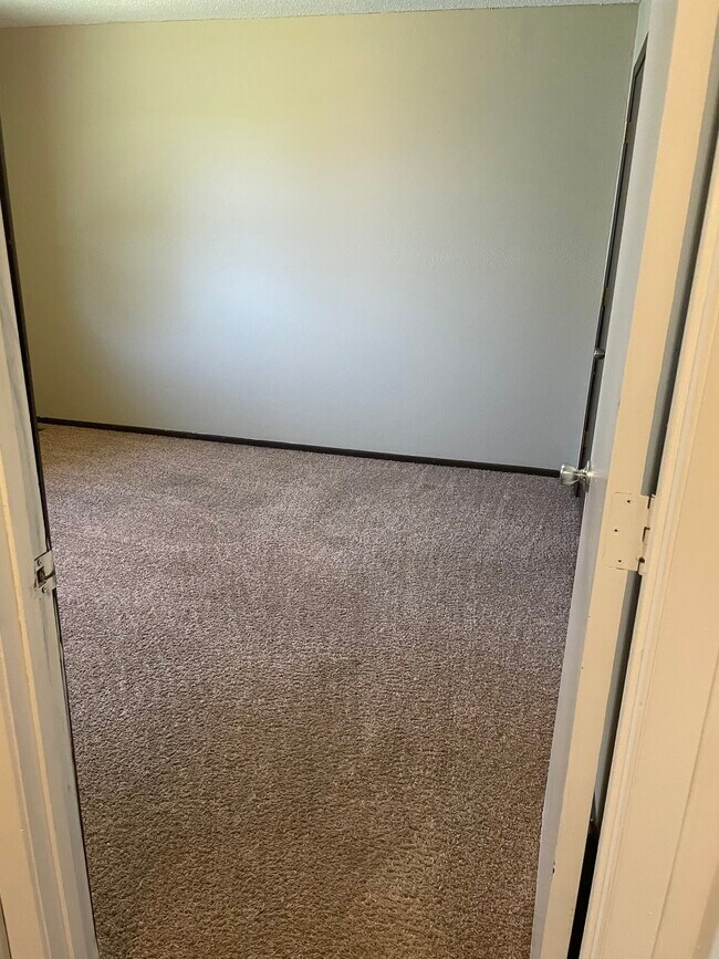 Dormitorio - 6103 N 26th Street Ter