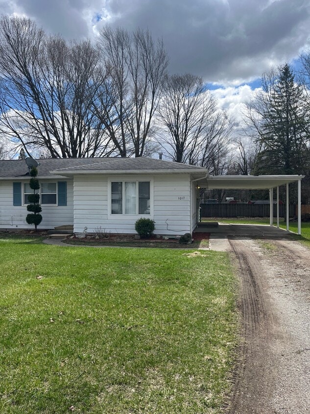 Photo - 1017 Hein Ave (Lansing, MI)