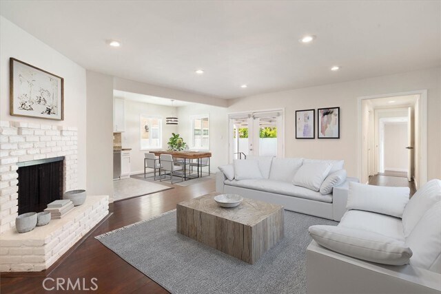 Foto del edificio - 5857 Willis Ave