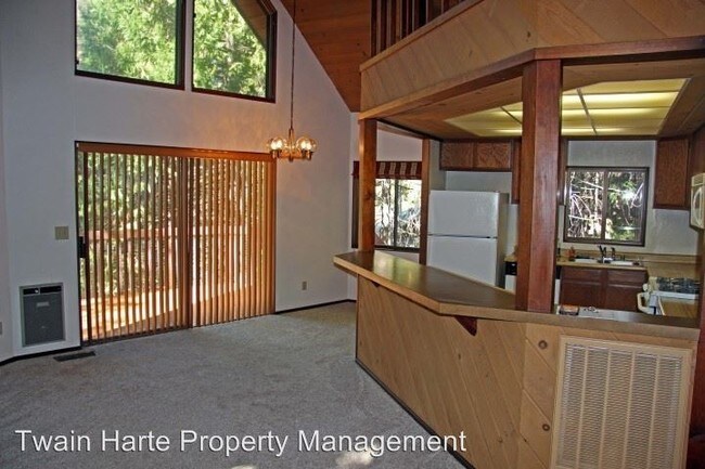 Building Photo - 3 br, 2 bath House - 18518 Wildwood Dr
