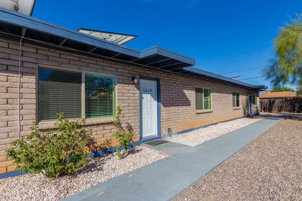 Photo - 1629 E 13th St