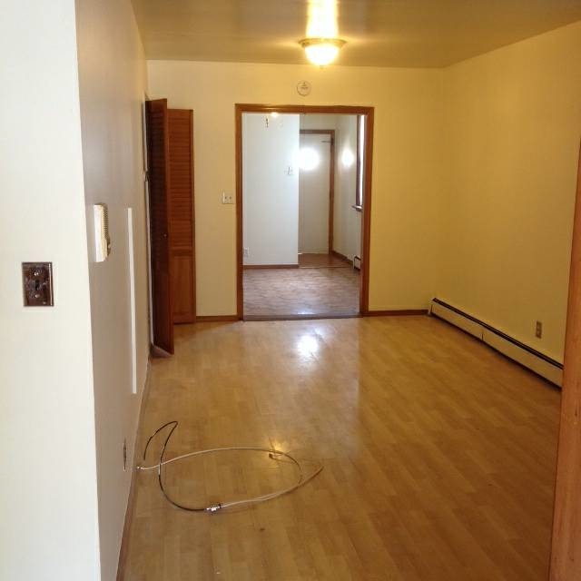 Foto del edificio - 11 E 10th St
