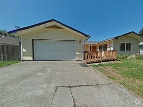 Building Photo - 1445 Belmont Ave SW