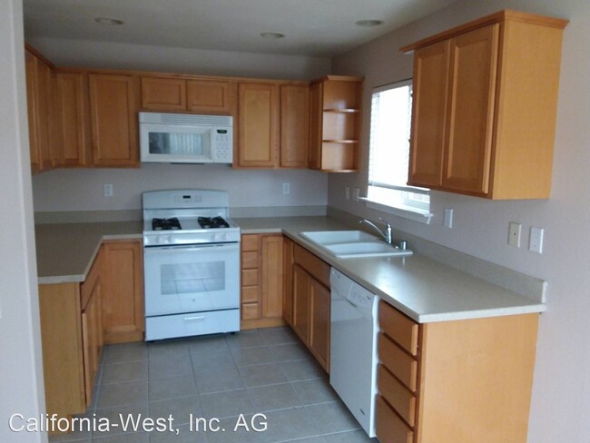 Building Photo - 3 br, 2.5 bath House - 1135 Maybelle Court