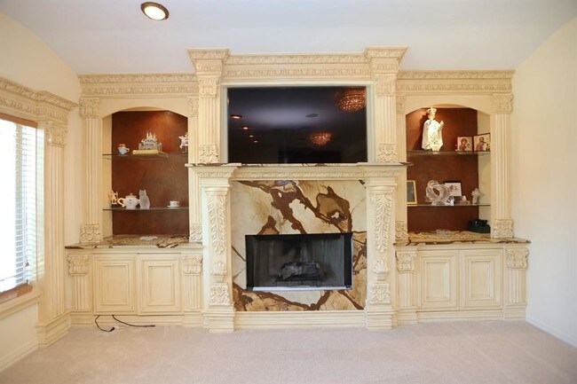 Building Photo - 2607 Stoney Brook Dr