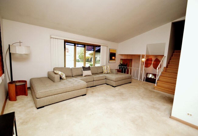 Foto del edificio - 10516 Somerset Dr