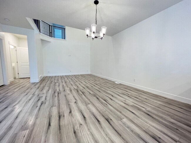 Foto del edificio - 3 Bedroom/2.5 Bathroom Townhouse in Herriman