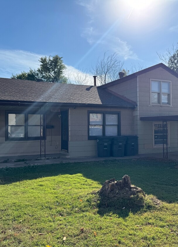 Photo - 3400 SE 20th