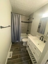 Building Photo - 3252 Summerhill Ln