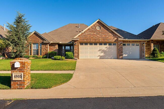 Foto del edificio - 4905 SW 124th St