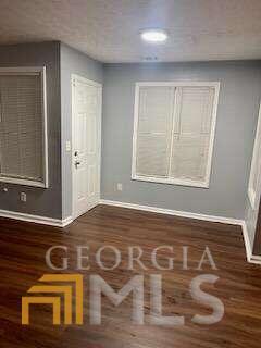 Foto del edificio - 3953 Cress Way Run