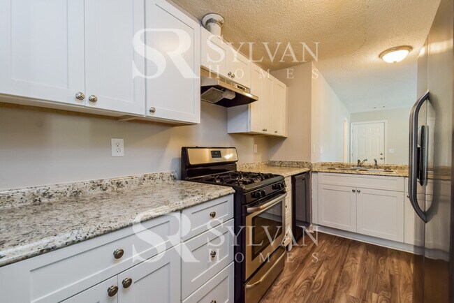 Foto del edificio - 5543 Pine Gate Dr