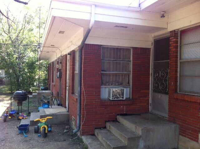 Building Photo - North Point Apartments